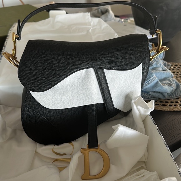 Dior Saddle Bag - Picture 3 of 7